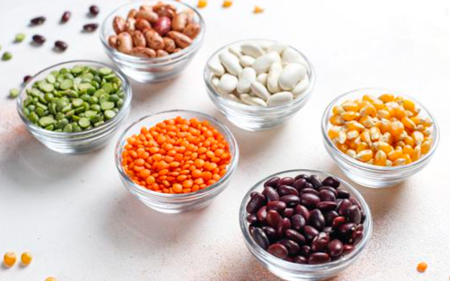 AGA薄毛の原因の5αリアクターゼを抑制する食材は豆類です。